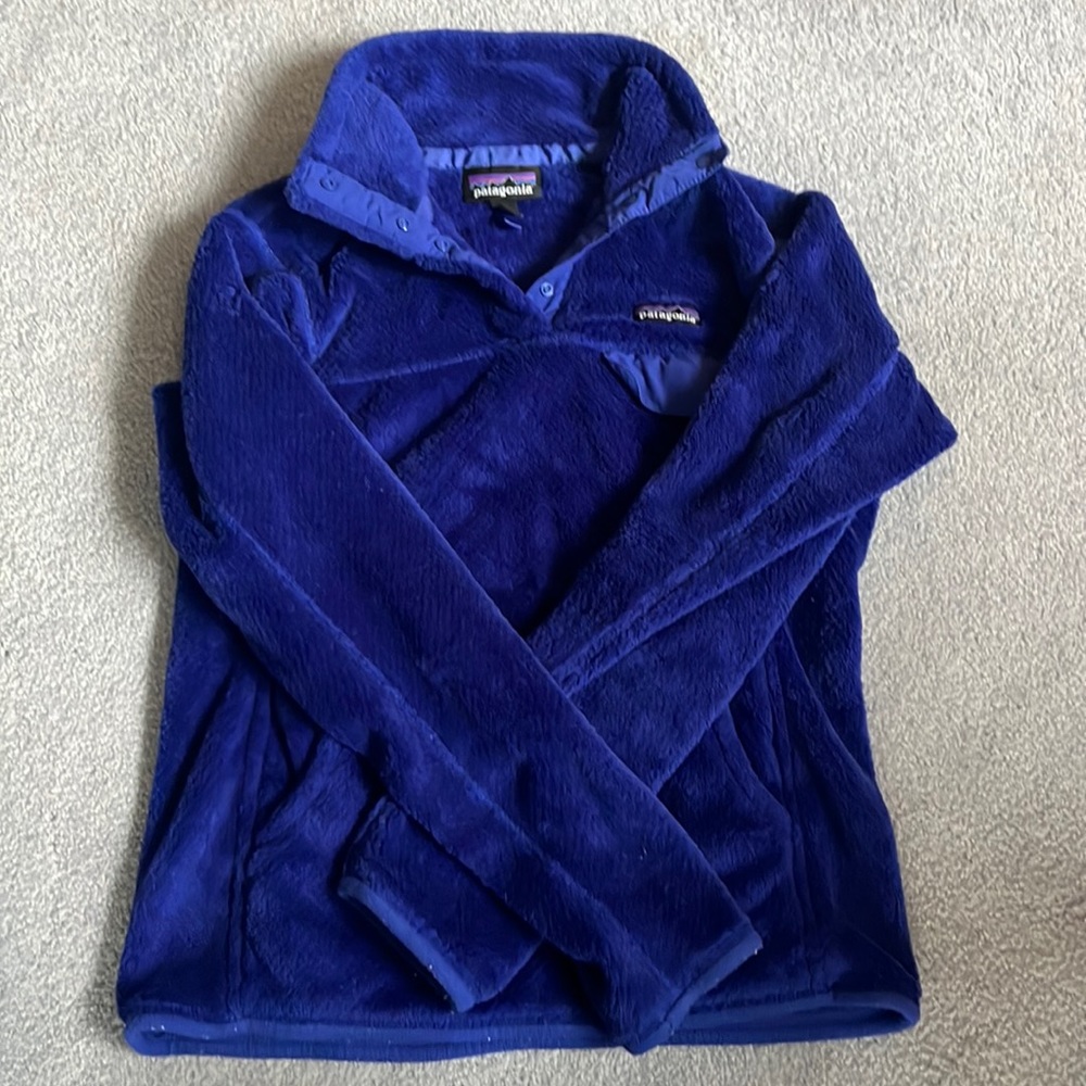 Women’s bluish- purple Patagonia fleece size small